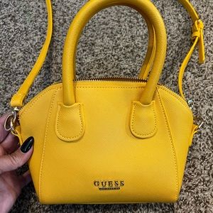 Guess Mini Crossbody